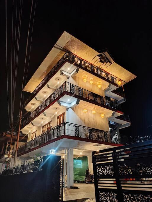Summit House Dharamshala Villa Eksteriør billede